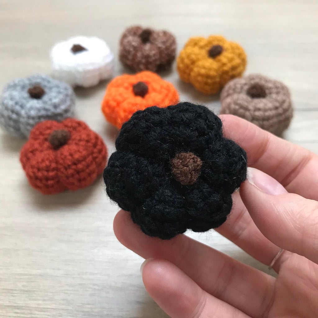 Mini Crochet Pumpkin Decorations with Stalk