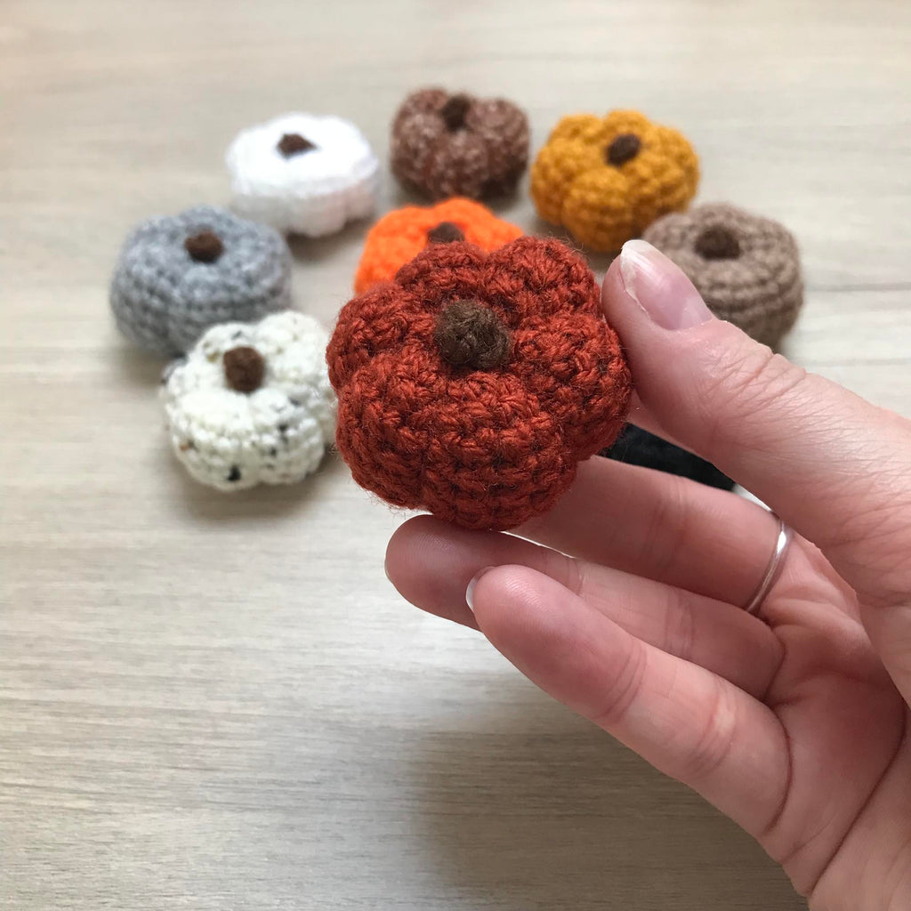 Mini Crochet Pumpkin Decorations with Stalk