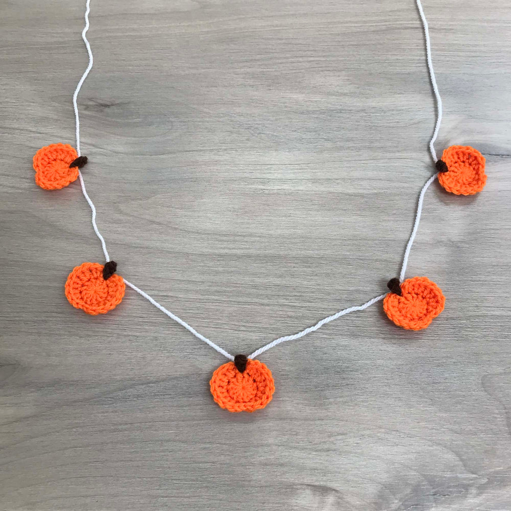 Crochet Halloween Pumpkin Bunting
