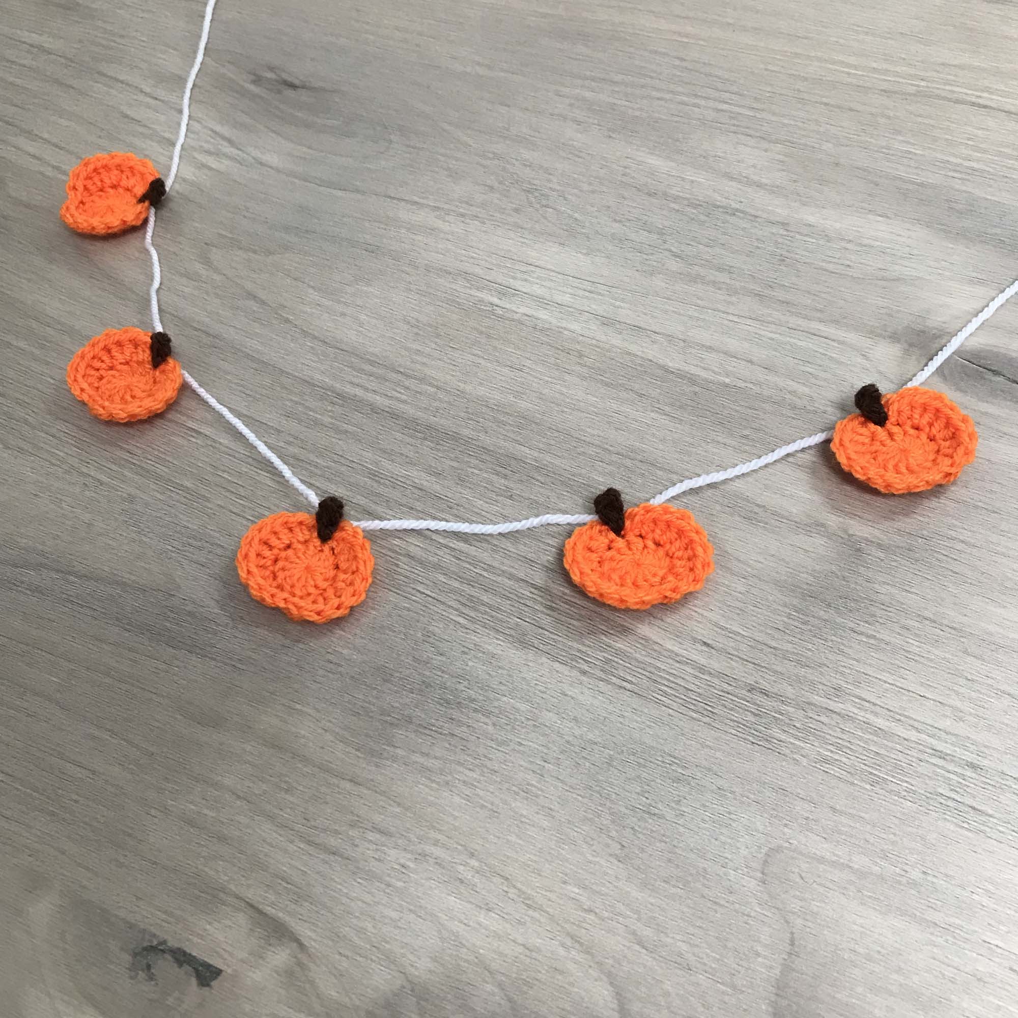 Crochet Halloween Pumpkin Bunting