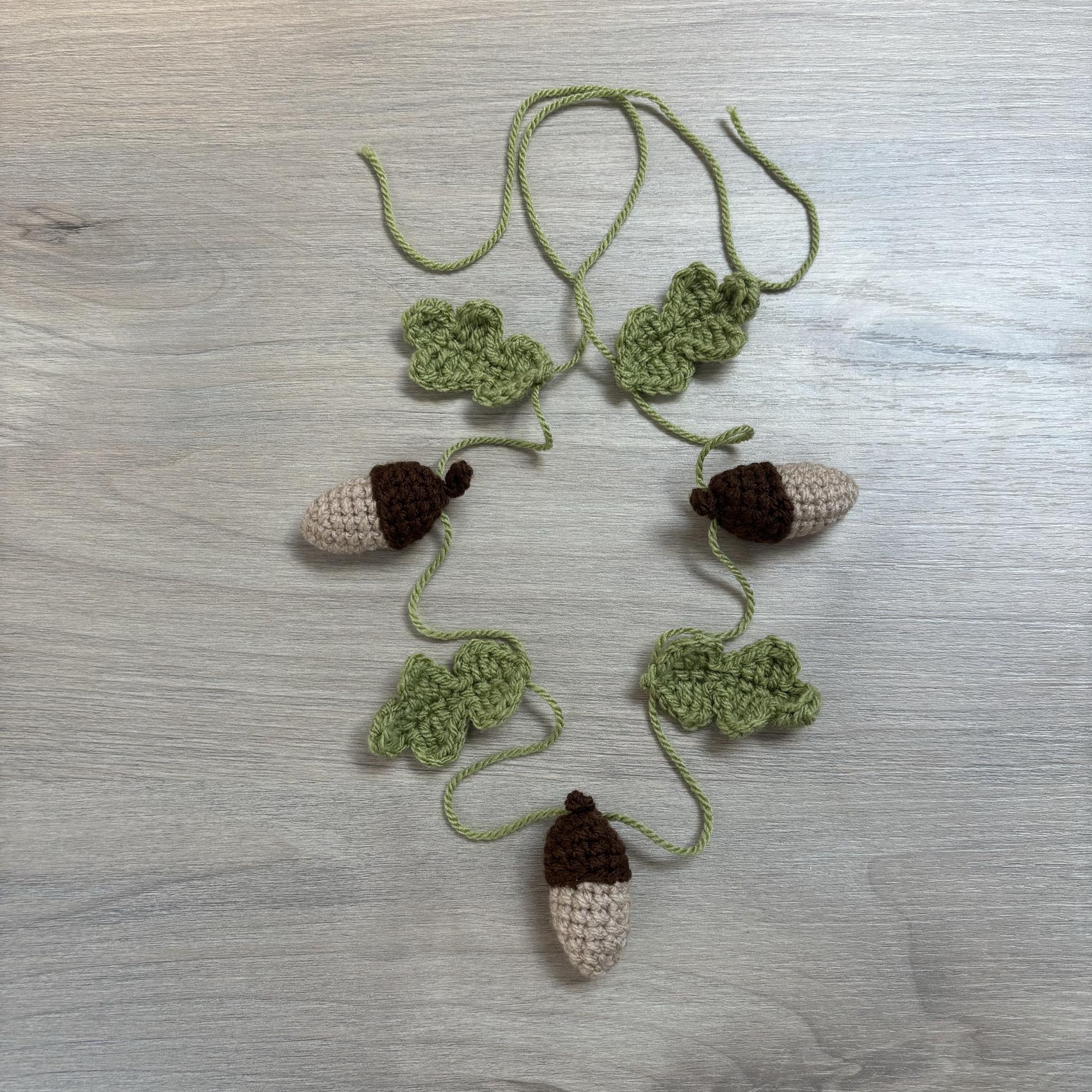 Crochet Acorn and Leaf Bunting