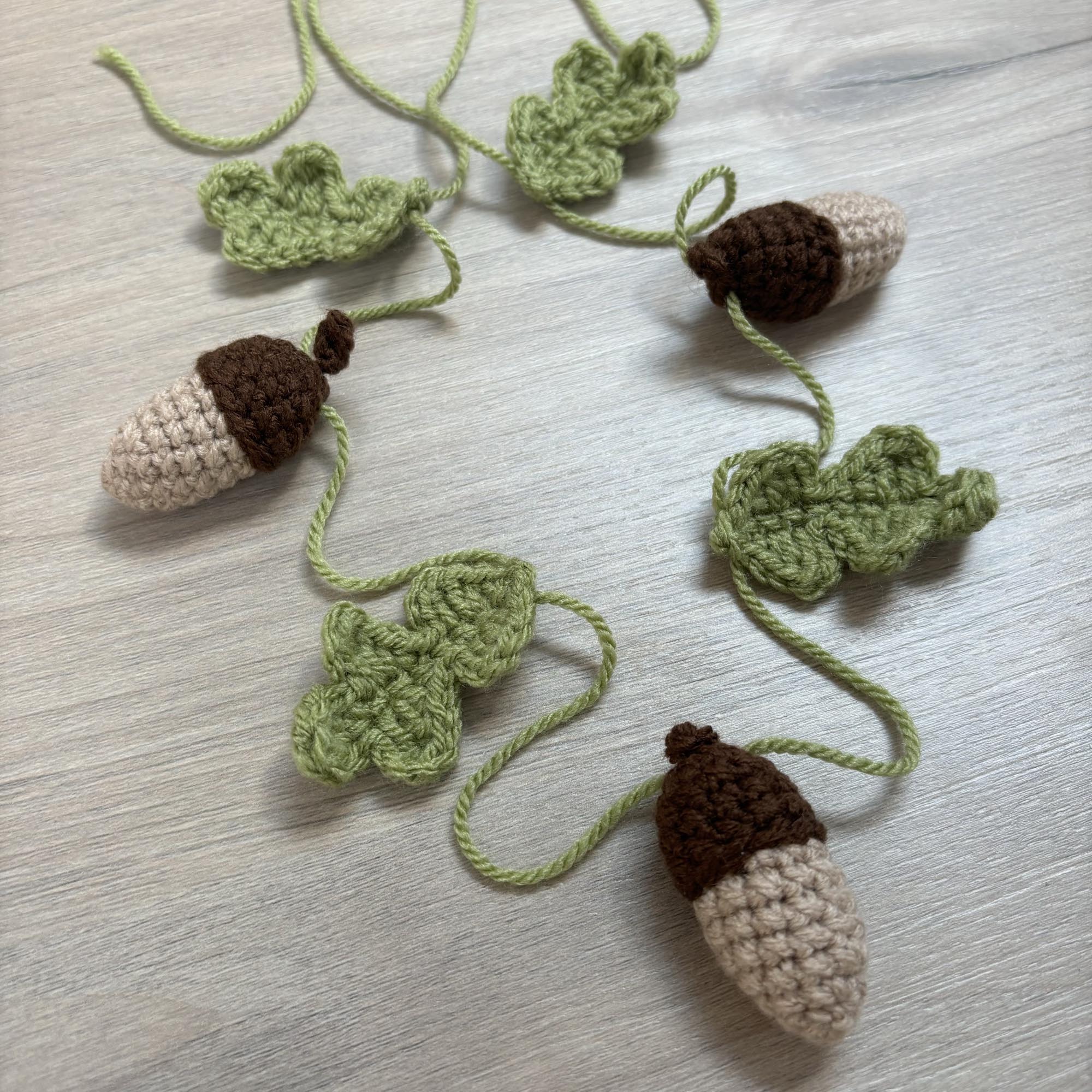 Crochet Acorn and Leaf Bunting